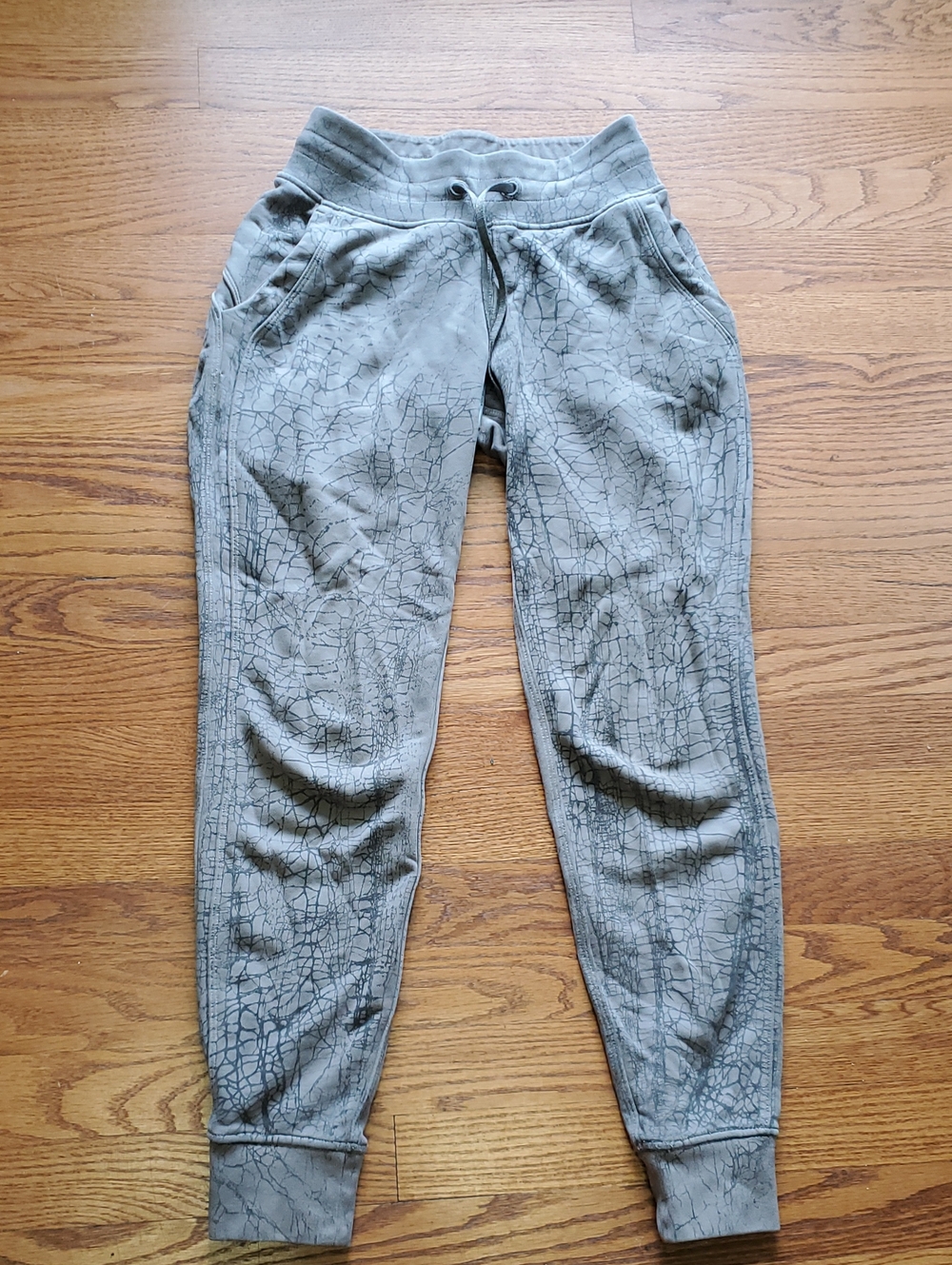 LULULEMON Women's Gray Patterned Drawstring Joggers size 2